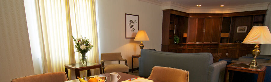 Biddle Hotel And Conference Center Bloomington Extérieur photo